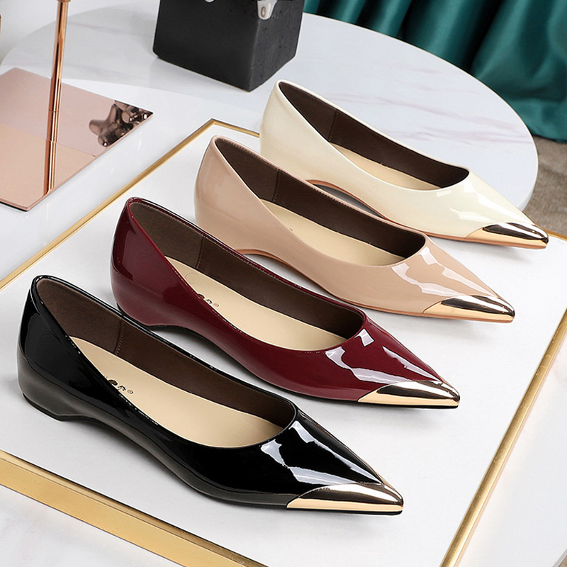 Shoe Tree - BIGTREE รองเท้าส้นเตี้ย รองเท้าผู้หญิง หนังแก้ว ส้นเตารีด รองเท้าส้นสูงผู้หญิง